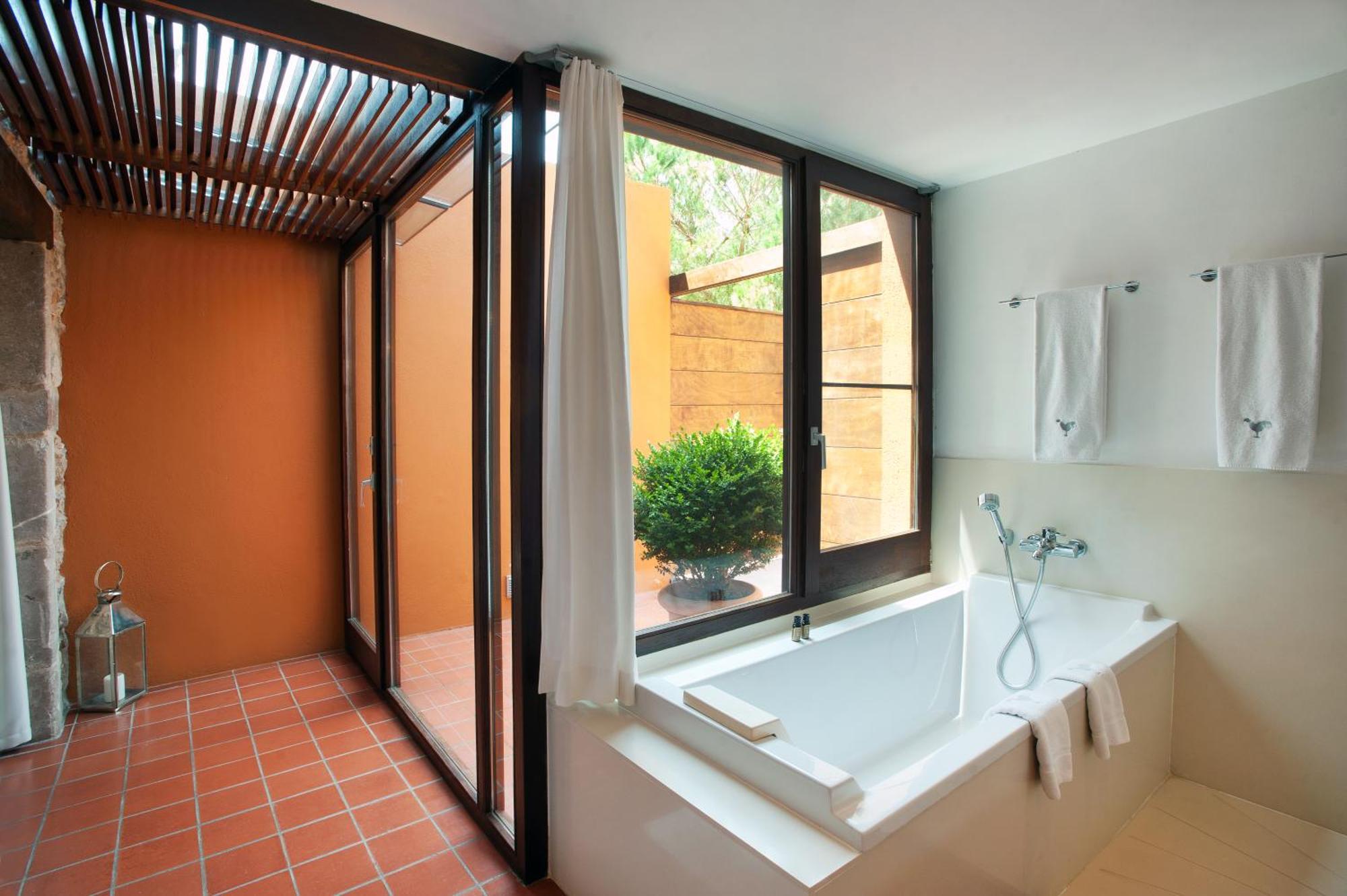 Mas Falgarona Hotel Boutique & Spa Avinyonet de Puigventos Phòng bức ảnh