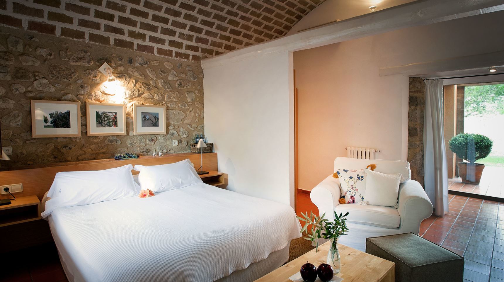 Mas Falgarona Hotel Boutique & Spa Avinyonet de Puigventos Ngoại thất bức ảnh